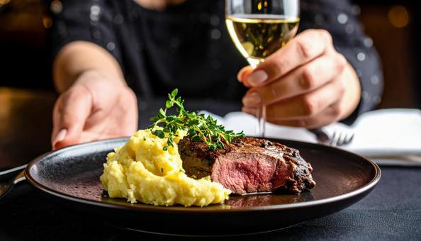 シャンパンとローストビーフで乾杯 シャンパンとローストビーフで乾杯の写真