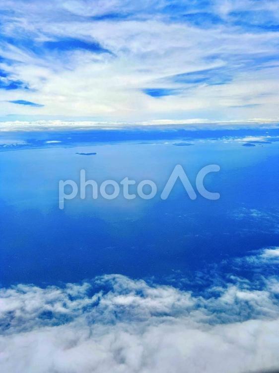 雲の上からの風景 空,風景,ふわふわの写真素材
