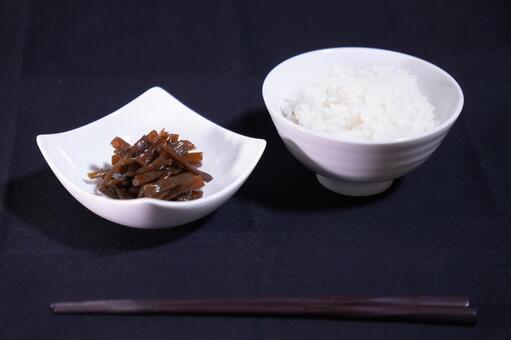 きゃらぶき（蕗の佃煮）とご飯とお箸 きゃらぶき,蕗,佃煮の写真素材