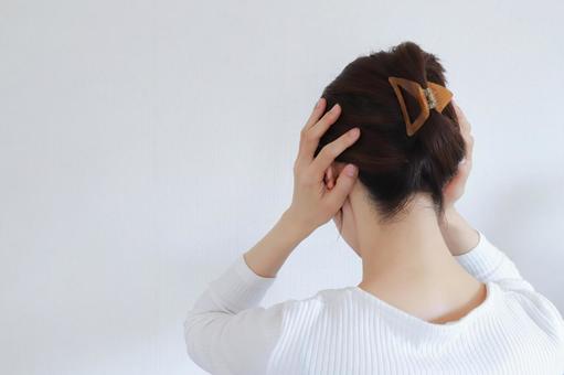 悩みを抱える女性 悩み,ショック,ストレスの写真素材