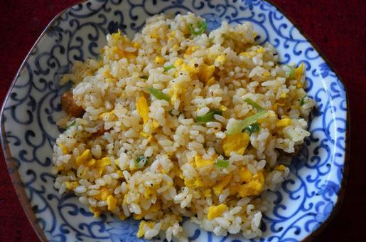 醤油香る香ばし炒飯 醤油香る香ばし炒飯の写真
