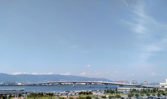 神戸スカイブリッジ 神戸スカイブリッジ,神戸空港,ポートアイランドの写真素材