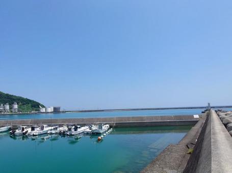 港と青空 港と青空 自然,海,空の写真素材