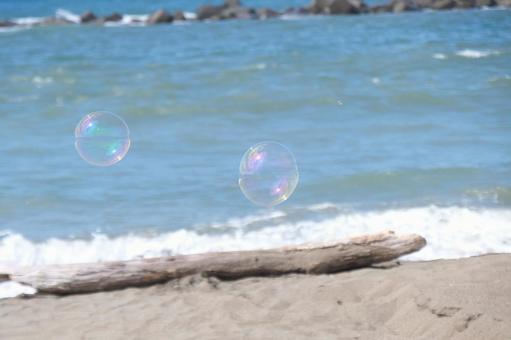 海とシャボン玉 海とシャボン玉の写真