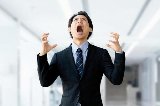 怒りとストレスで叫ぶ男性ビジネスマン 男性,人物,ビジネスの写真素材