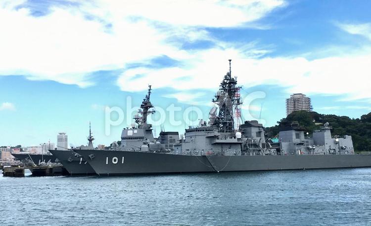 横須賀海軍基地 軍艦,横須賀,海軍の写真素材