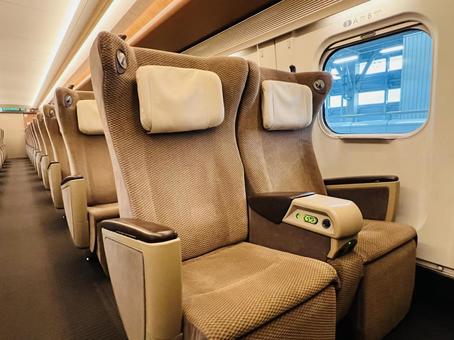 東北新幹線のグリーン車 新幹線,東北新幹線,はやぶさの写真素材