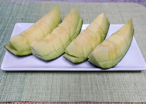 Cut melon, JPG Cut melon, JPG