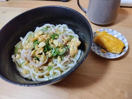 うどんとだし巻き卵の定食 うどん,卵焼き,出汁巻きの写真素材