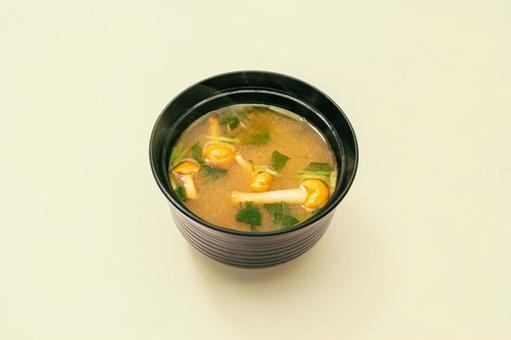 なめこの味噌汁 なめこの味噌汁 味噌汁,なめこ,三つ葉の写真素材