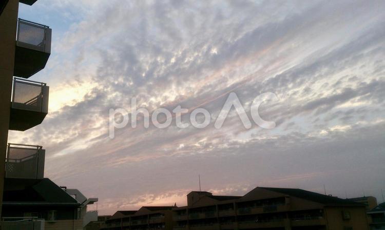 夕暮れ 夕暮れ,空,雲の写真素材