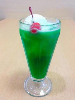 クリームソーダ クリームソーダの写真