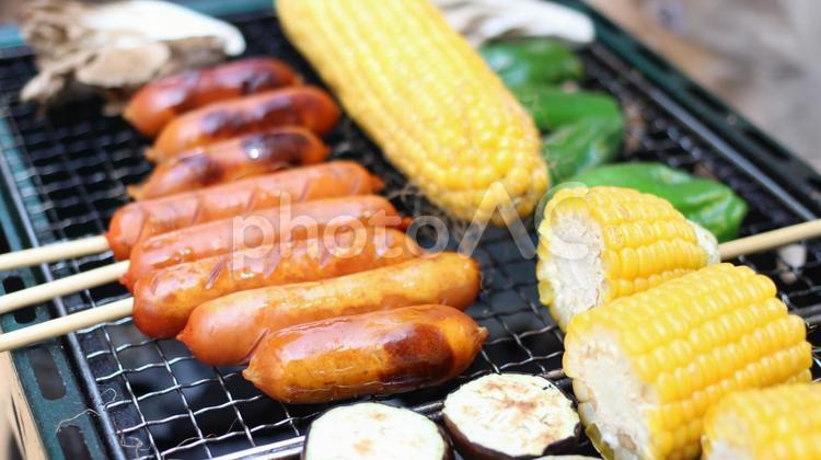 バーベキュー とうもろこし,トウモロコシ,バーベキューの写真素材