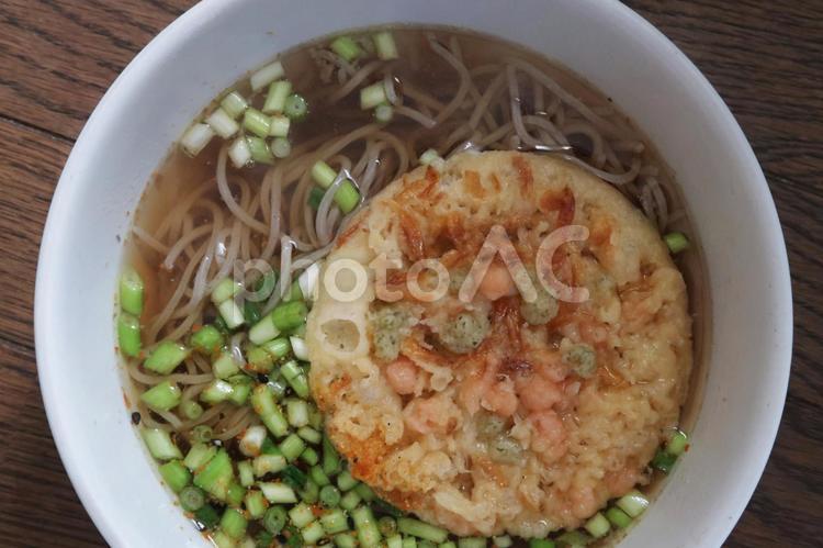 かき揚げそば　手作り かき揚げそば,そば,麺類の写真素材