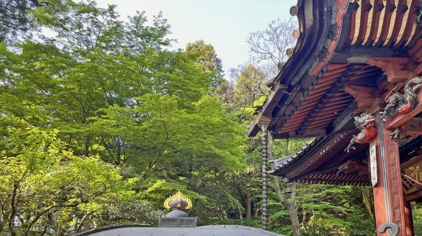 坂東33観音 16番 水澤寺 境内の風景 坂東33観音 16番 水澤寺 境内の風景 水澤寺,五徳山,香炉の写真素材