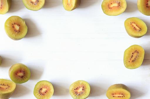 国産の早生キウイフルーツのフレームE キウイフルーツ,フレーム,果物の写真素材