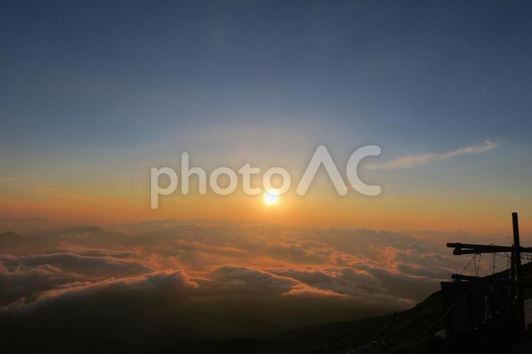 日本一の日の出 太陽,空,たそがれの写真素材