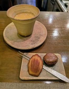 焼き菓子と珈琲 焼き菓子と珈琲 珈琲,焼き菓子,カフェの写真素材