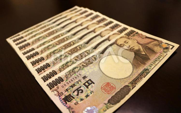 並ぶ一万円札、１０万円その６ 10000,money,お小遣いの写真素材