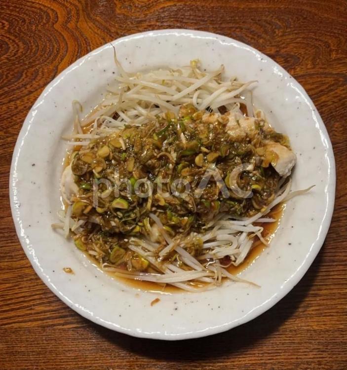 よだれ鶏ともやしとネぎだれの餡かけ 夕食,よだれ鶏,鶏胸肉の写真素材