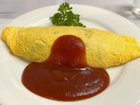 高級オムライスで自分にご褒美ランチ 高級オムライスで自分にご褒美ランチ オムライス,卵料理,オムレツの写真素材