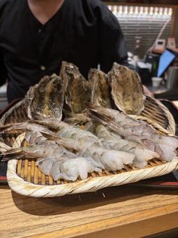 牡蠣&エビ贅沢コンビ 牡蠣&エビ贅沢コンビ 牡蠣,エビ,海鮮の写真素材