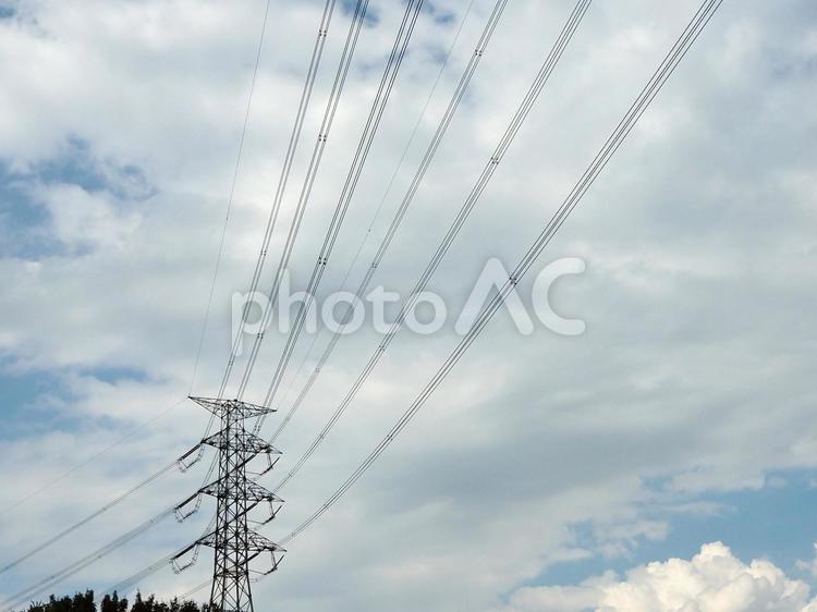 鉄塔がある風景 鉄塔,送電線,電線の写真素材