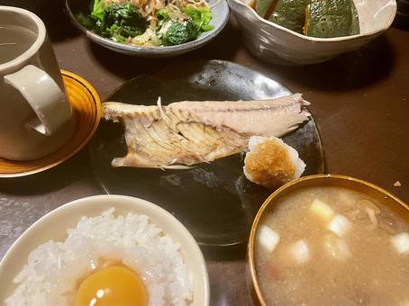 卵かけご飯のまかない食 卵かけご飯のまかない食の写真