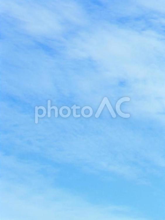 沖縄・背景 空,雲,晴れの写真素材