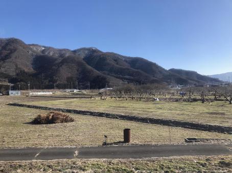 長野電鉄 車窓より 長野電鉄 車窓より 長野電鉄,車窓,山の写真素材