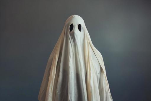 シンプルなゴースト仮装 シンプルなゴースト仮装の写真