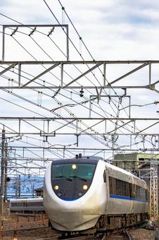 JR特急 サンダーバード JR京都線 JR特急 サンダーバード JR京都線の写真