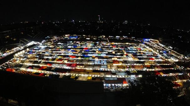 ラチャダー鉄道市場　夜中 市場,ナイトマーケット,バンコクの写真素材