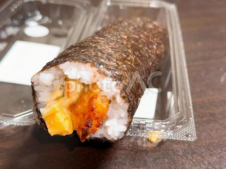 出来合いの恵方巻き　チキン南蛮風 巻き寿司,米,手巻き寿司の写真素材
