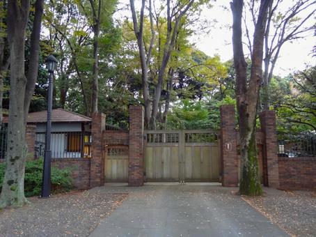 六義園の染井門 六義園の染井門の写真