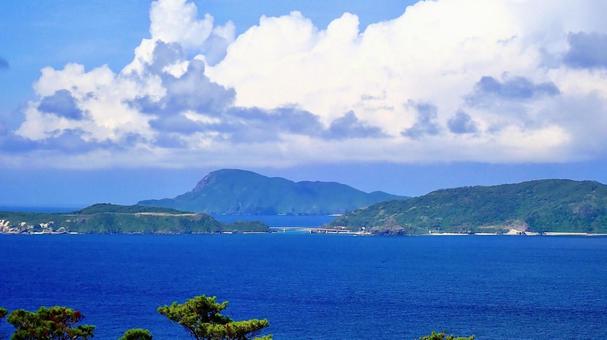 慶良間諸島渡嘉敷島の照山展望台からの風景 慶良間諸島渡嘉敷島の照山展望台からの風景の写真