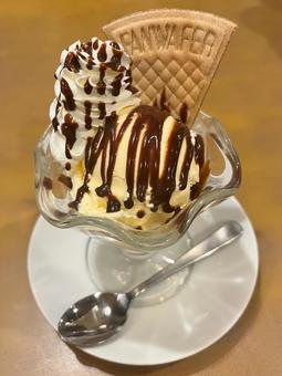 アイスクリームサンデー アイスクリームサンデー アイスクリーム,パフェ,甘いの写真素材