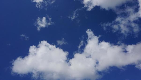 秋の青空 秋の青空の写真
