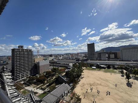 【風景写真】福山城天守閣からの眺め 福山城,天守閣,眺めの写真素材