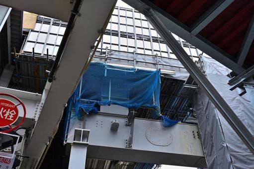 工事中の高架下 工事中の高架下 日本,建物,風景の写真素材