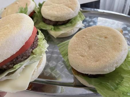 イングリッシュマフィン ハンバーガー イングリッシュマフィン ハンバーガーの写真