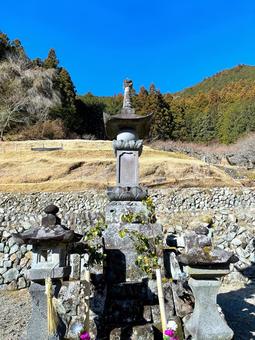 平維盛の墓 平維盛の墓の写真