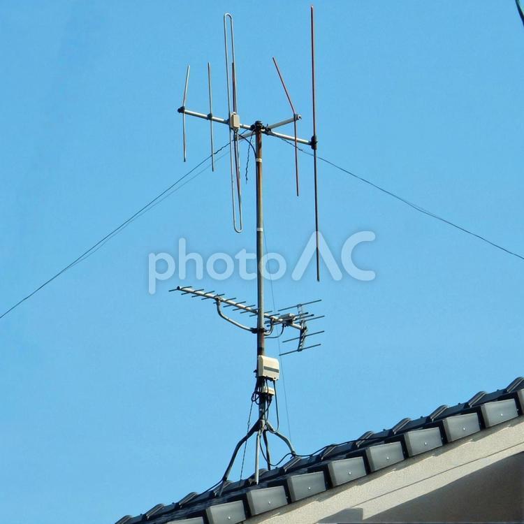 【風景写真】テレビ受信アンテナ アンテナ,テレビ,受信の写真素材