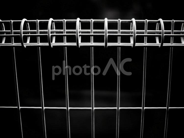 フェンス フェンス,白黒,モノクロの写真素材