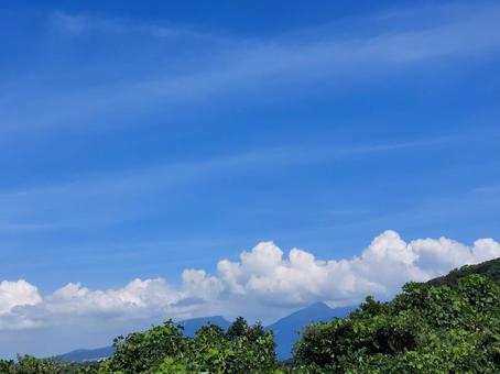 空と山 空と山の写真