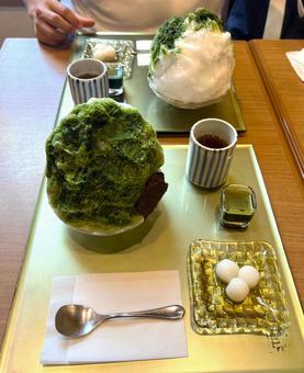 茶寮のかき氷 茶寮のかき氷 かき氷,抹茶,宇治金時の写真素材