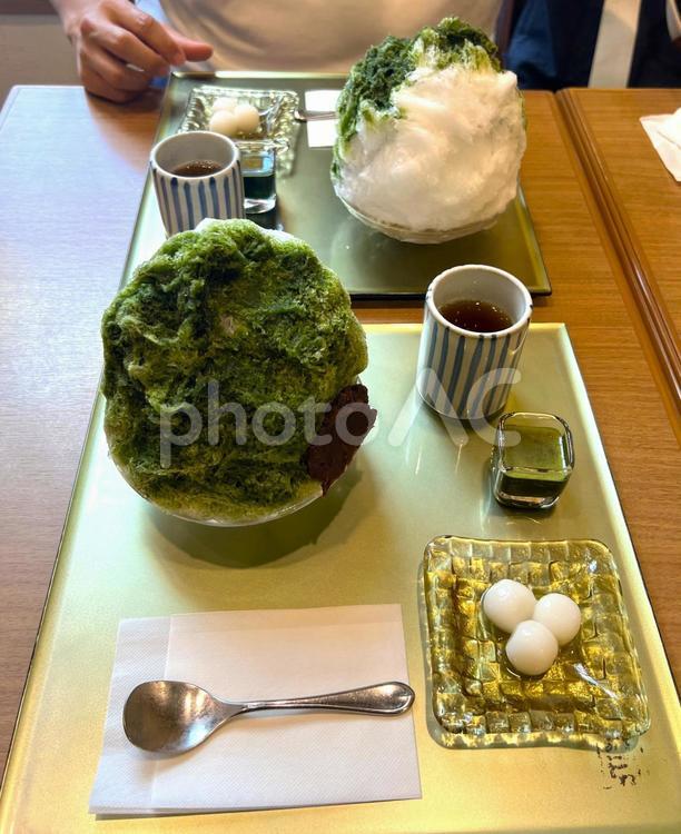 茶寮のかき氷 かき氷,抹茶,宇治金時の写真素材