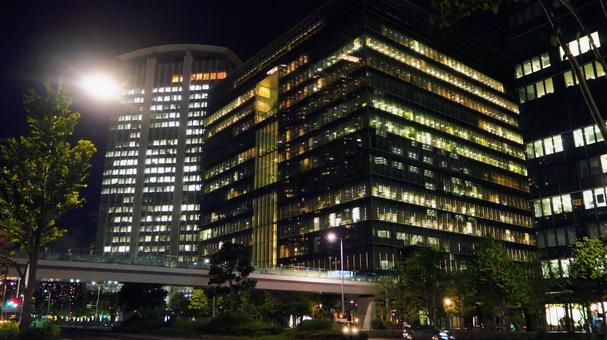 豊洲の夜景・豊洲駅付近(東京都・江東区) 豊洲の夜景・豊洲駅付近(東京都・江東区)の写真