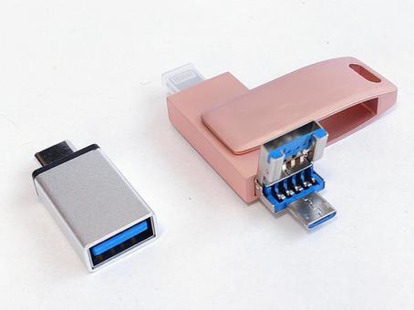 USBメモリ256GB ピンク2 USBメモリ256GB ピンク2 usbメモリ,フラッシュドライブ,256gbの写真素材