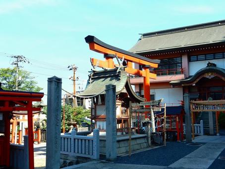 【風景写真】草戸稲荷神社の風景 【風景写真】草戸稲荷神社の風景 草戸稲荷神社,草戸稲荷,稲荷神社の写真素材